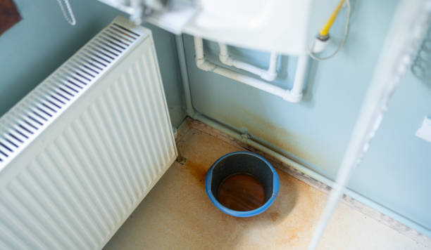 Best 24/7 water damage repair  in State Line, PA